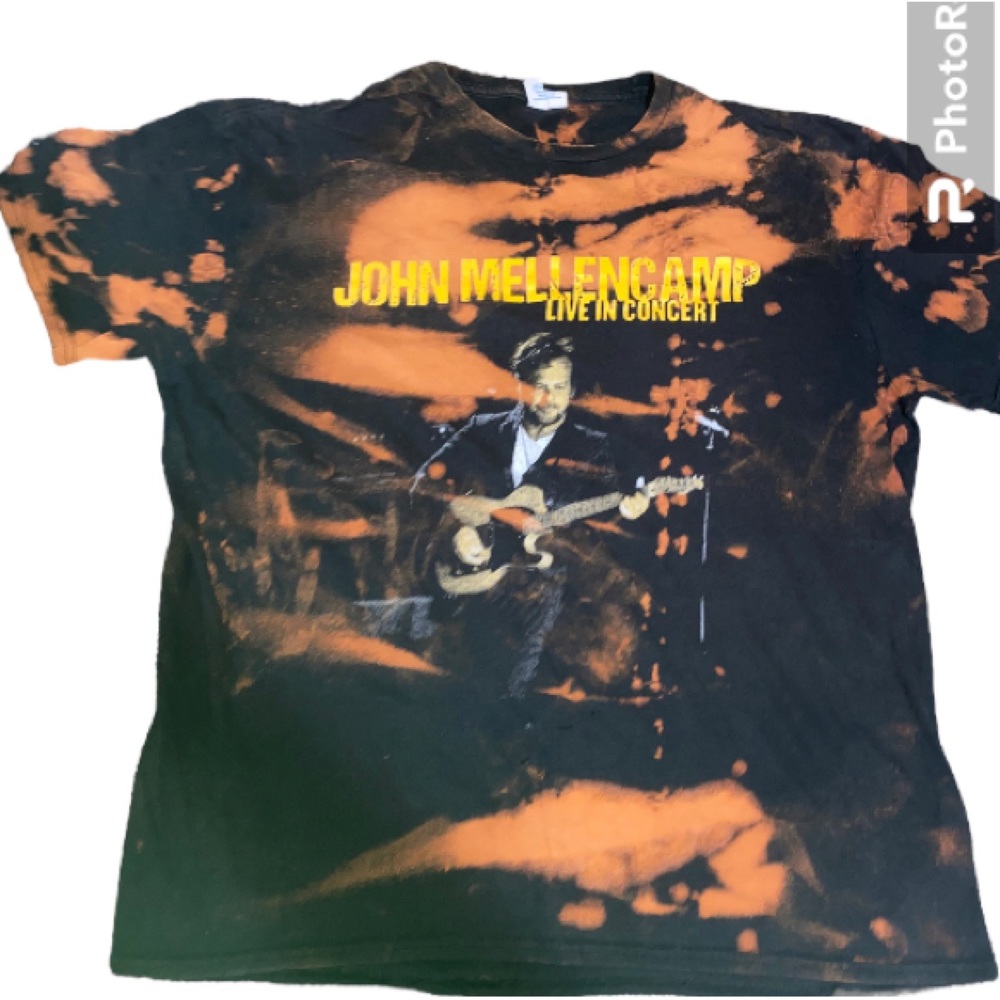 2/$30 ☮️ John Mellencamp Tour T-Shirt